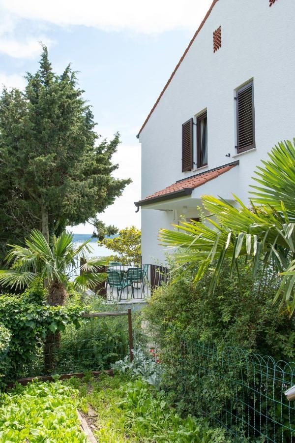 Beautiful Apartment With Picturesque View And Free Parking ポルトローシュ エクステリア 写真